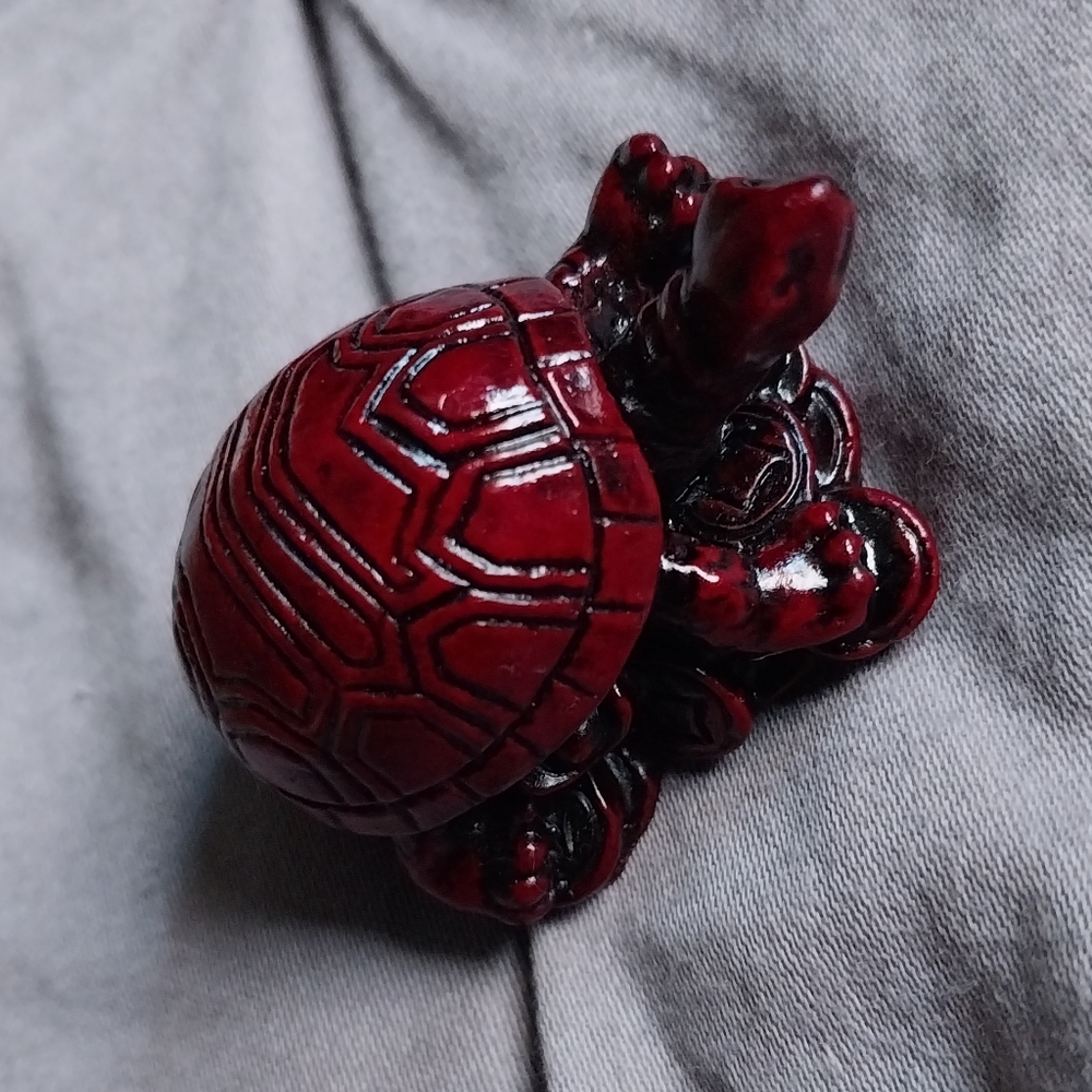Red Stone turtle - Picture 2 of 4